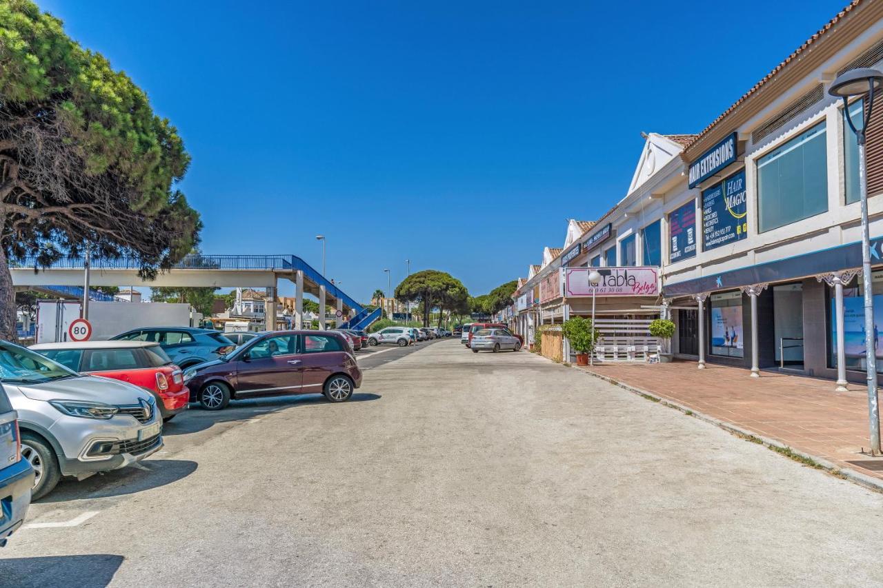 Modern Studio Apartment With Sea Views 5 Min From The Beach Sitio de Calahonda 외부 사진