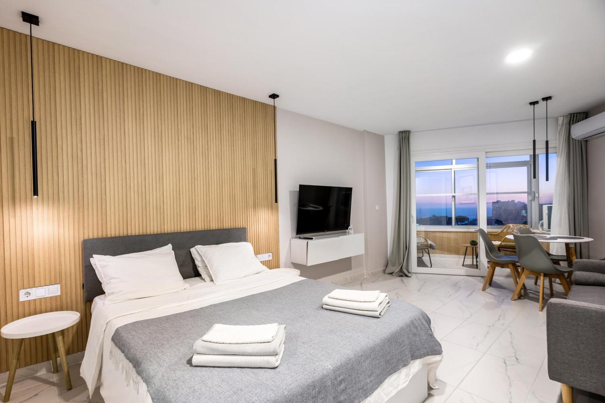 Modern Studio Apartment With Sea Views 5 Min From The Beach Sitio de Calahonda 외부 사진