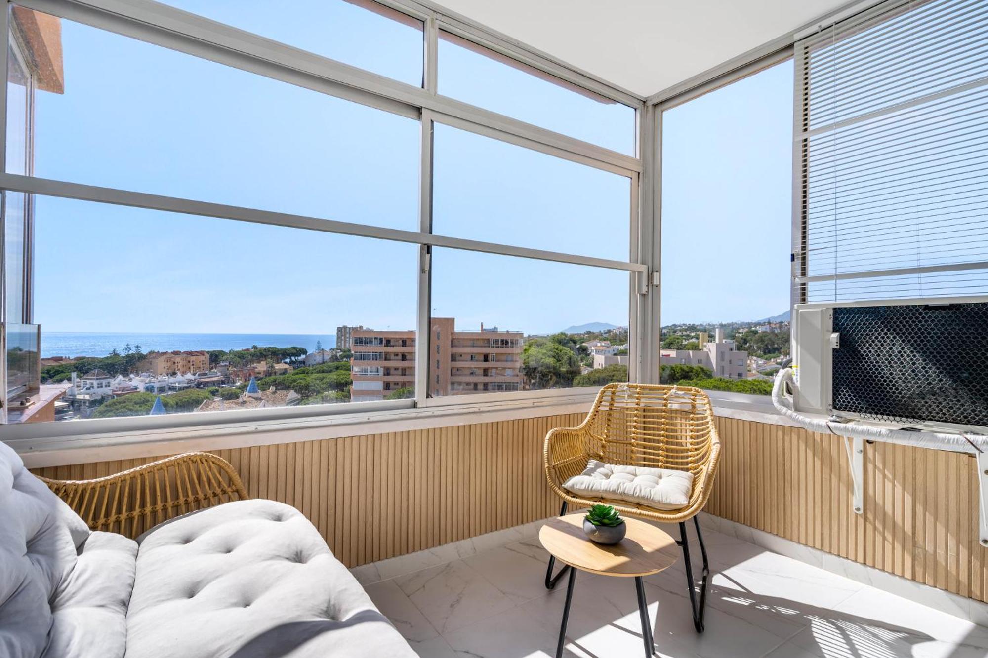 Modern Studio Apartment With Sea Views 5 Min From The Beach Sitio de Calahonda 외부 사진